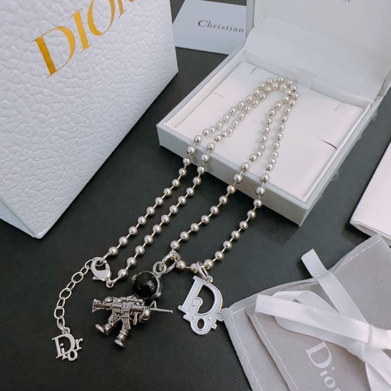 chr1st1an D10r necklaces